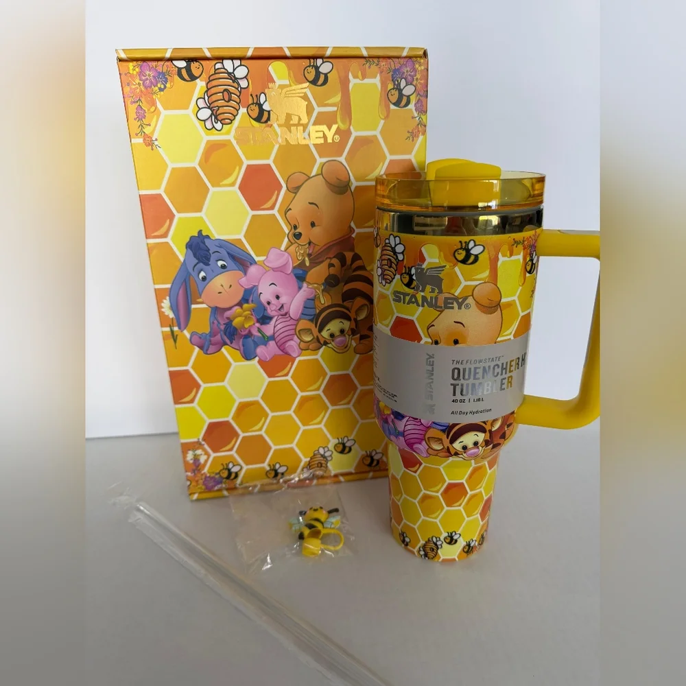 Stanley x Winnie the Pooh Yellow Honeycomb 40oz Quencher Tumbler - Picture 4 of 6